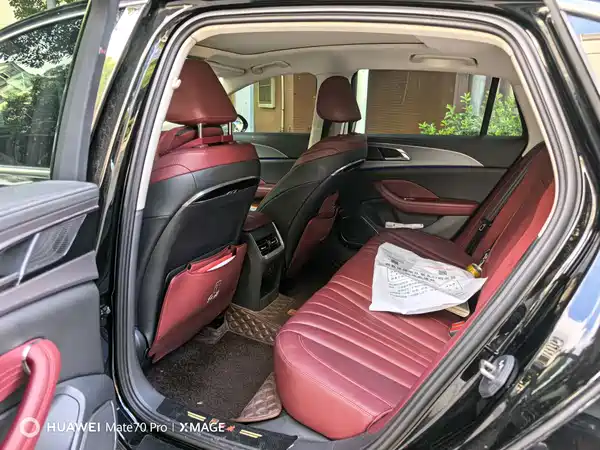 Hongqi H5 2024