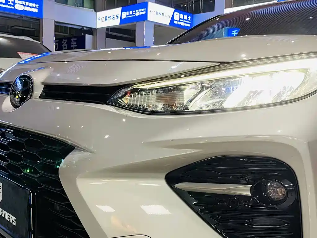 Toyota Wildlander 2021 — фото 19