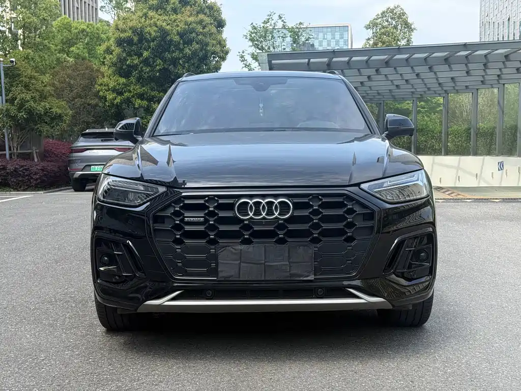 Audi Q5L 2023 — фото 2