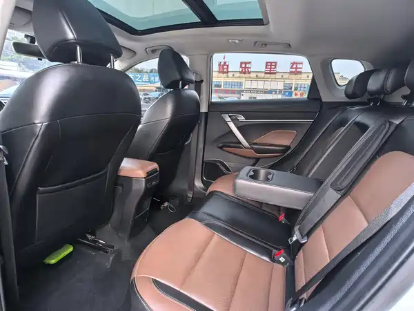 Geely Binyue 2019