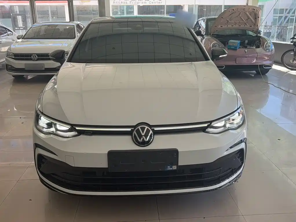 Volkswagen Golf 2022