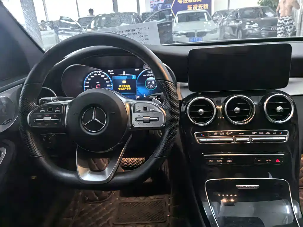 Mercedes-Benz C-Class 2021 — фото 21