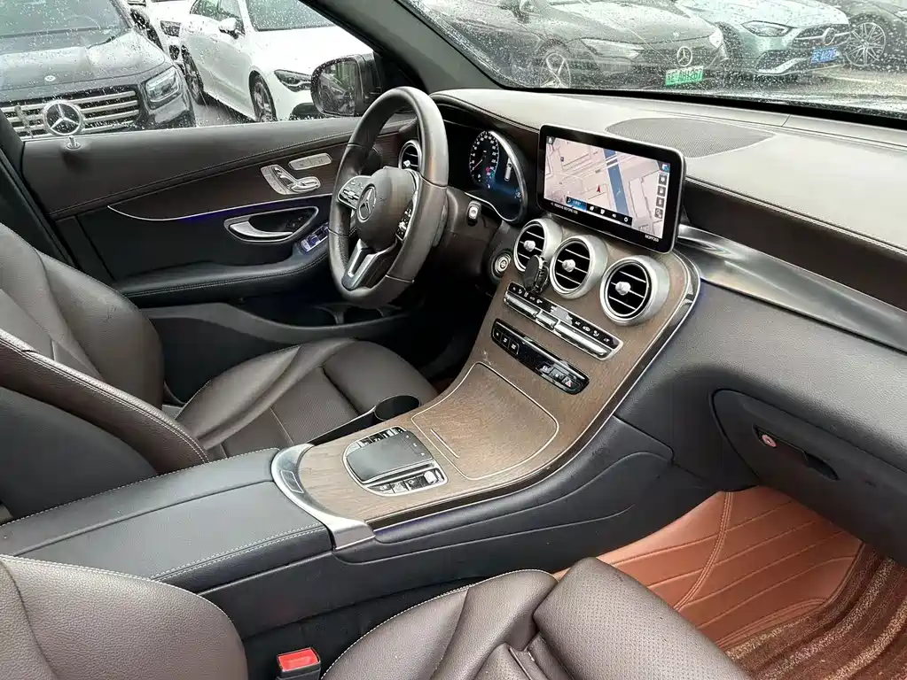Mercedes-Benz GLC 2023 — фото 14