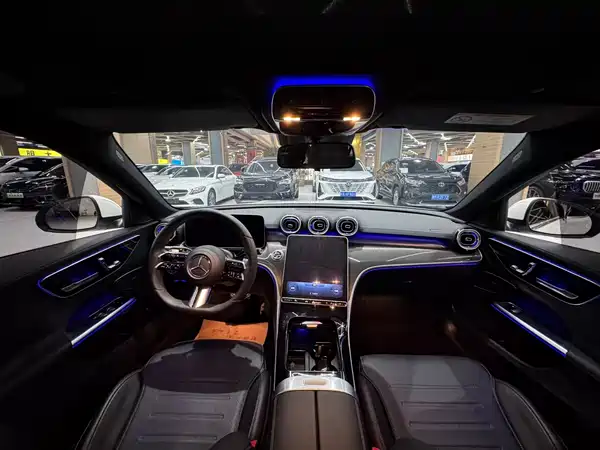 Mercedes-Benz C-Class 2022