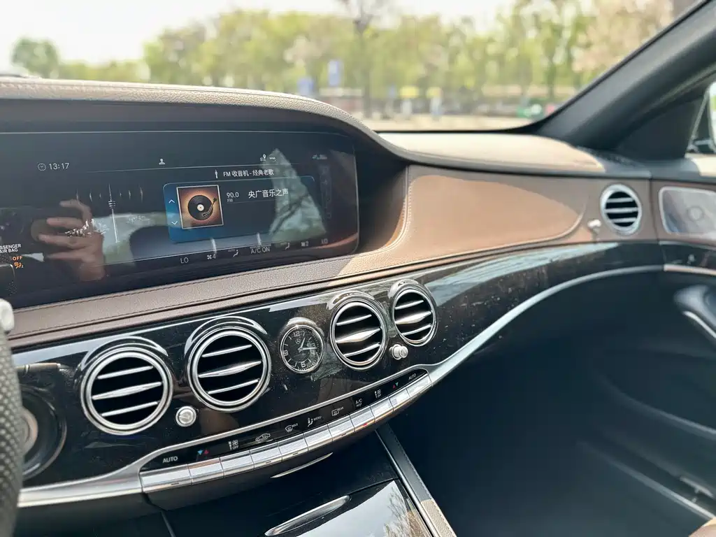 Mercedes-Benz S-Class 2019 — фото 30