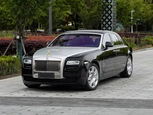 Rolls-Royce Ghost 2010