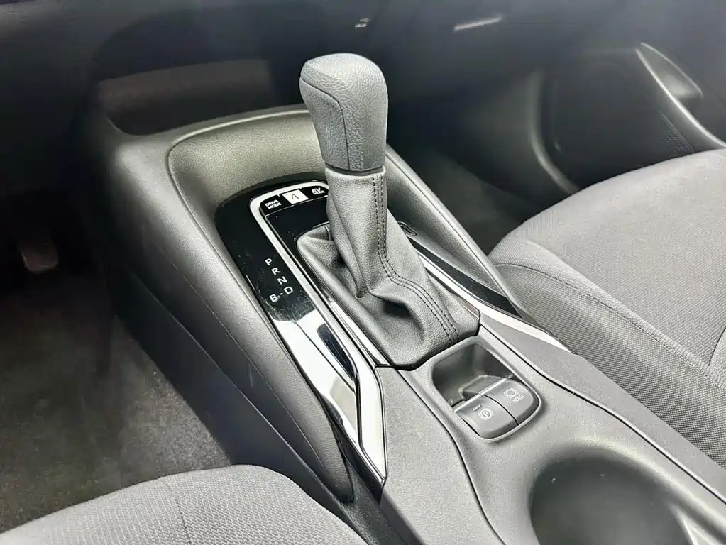 Toyota Corolla 2023 — фото 19