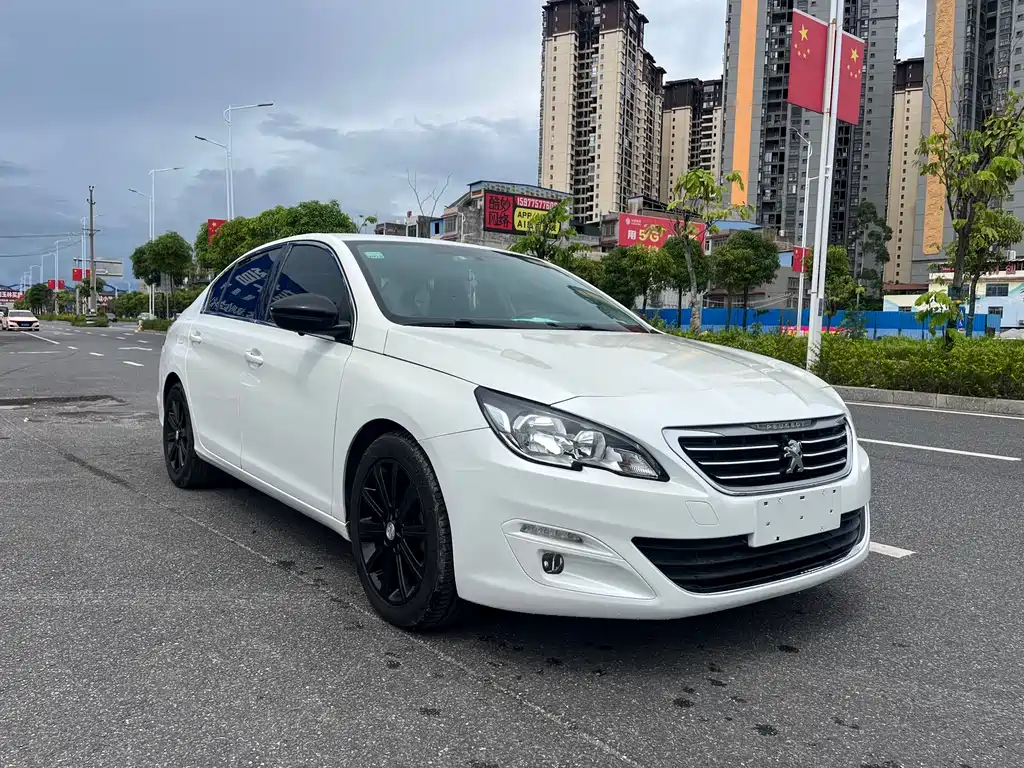 Peugeot 408 2015