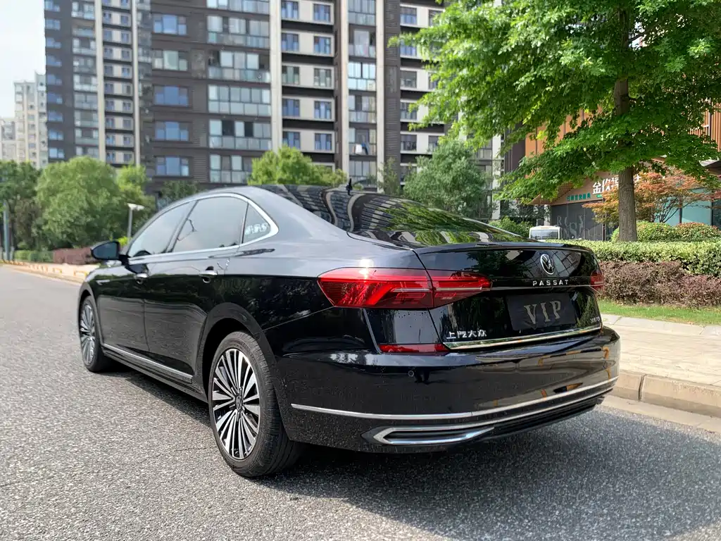 Volkswagen Passat 2021