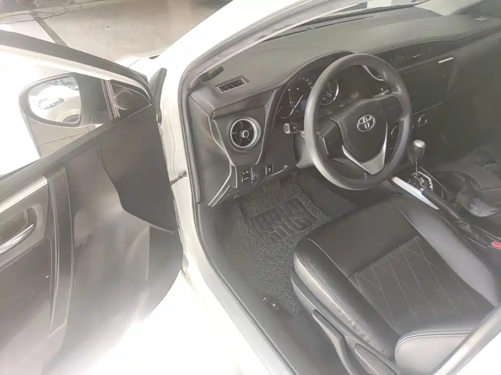 Toyota Corolla 2019 — фото 16
