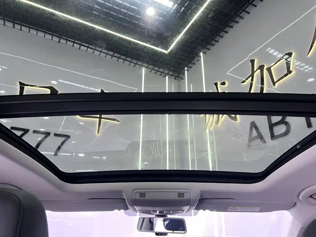 Volkswagen T-Roc 2022 — фото 19