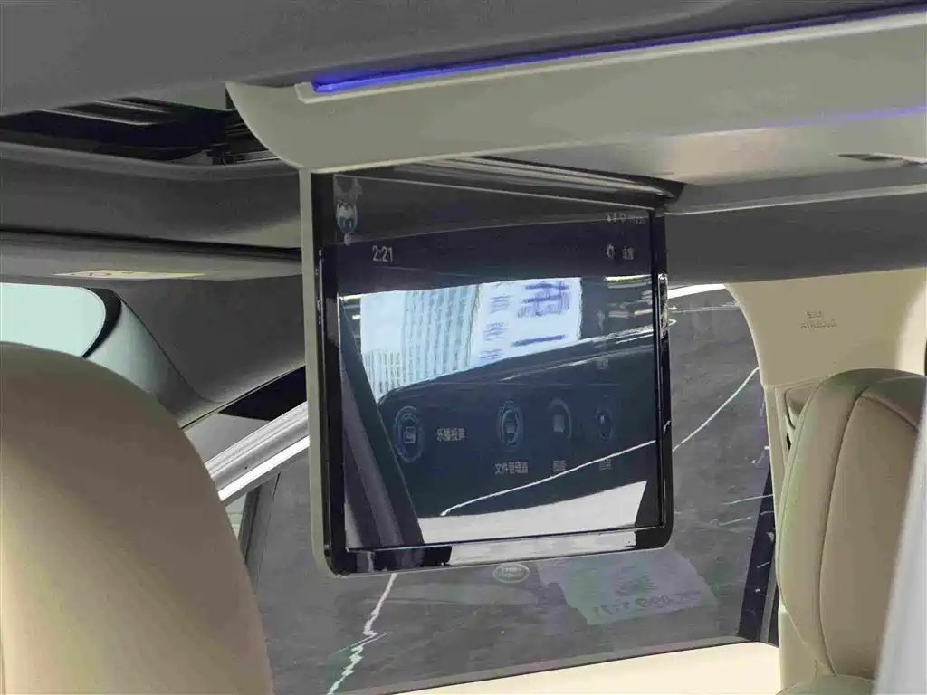 Toyota Sienna 2023 — фото 12