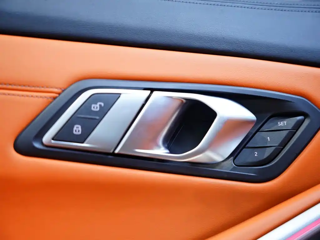 BMW M3 2024 — фото 19