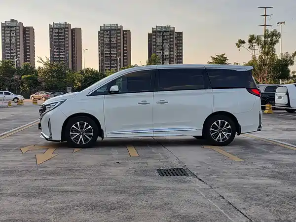 GAC Trumpchi M8 2024