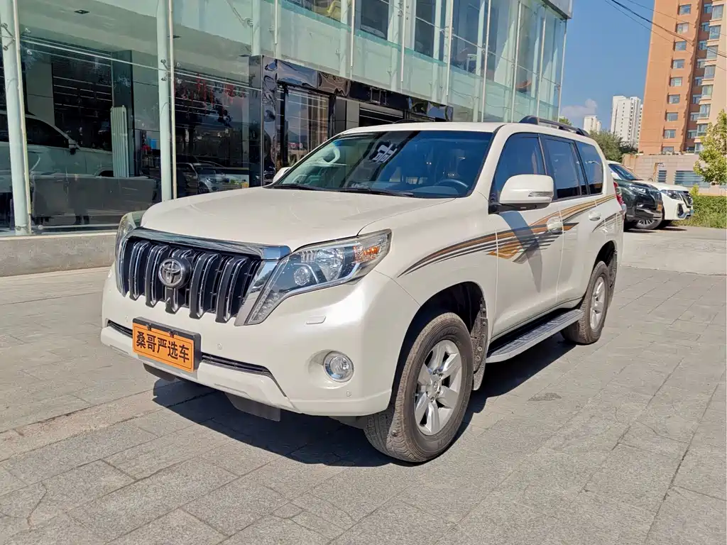 Toyota Prado 2016