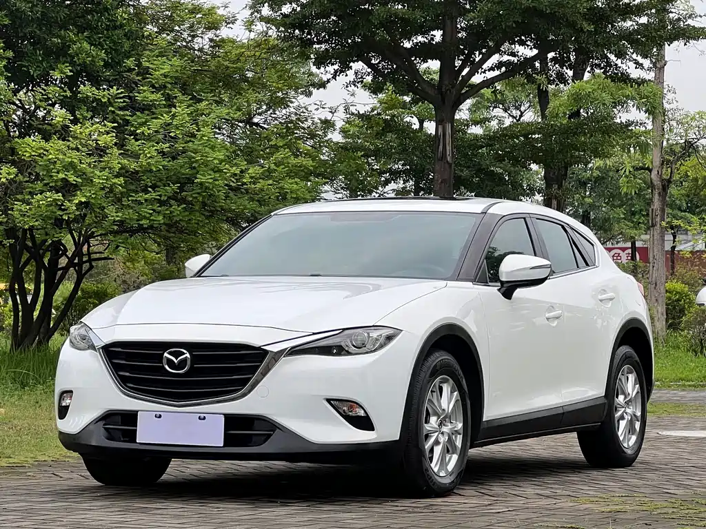 Mazda CX-4 2018 — фото 1