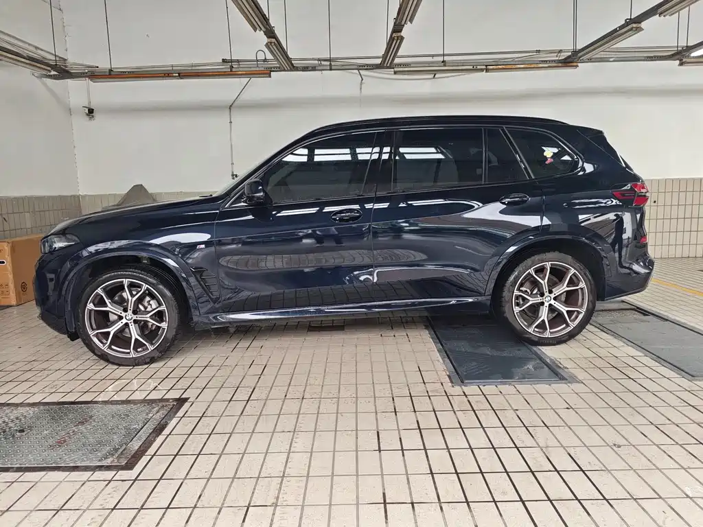 BMW X5 2024