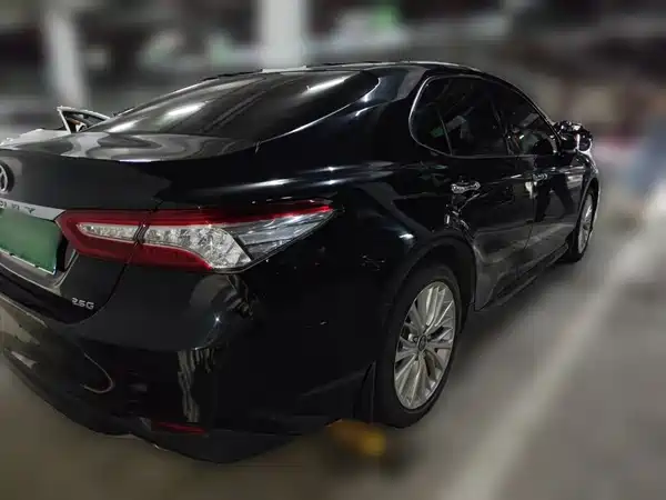 Toyota Camry 2019