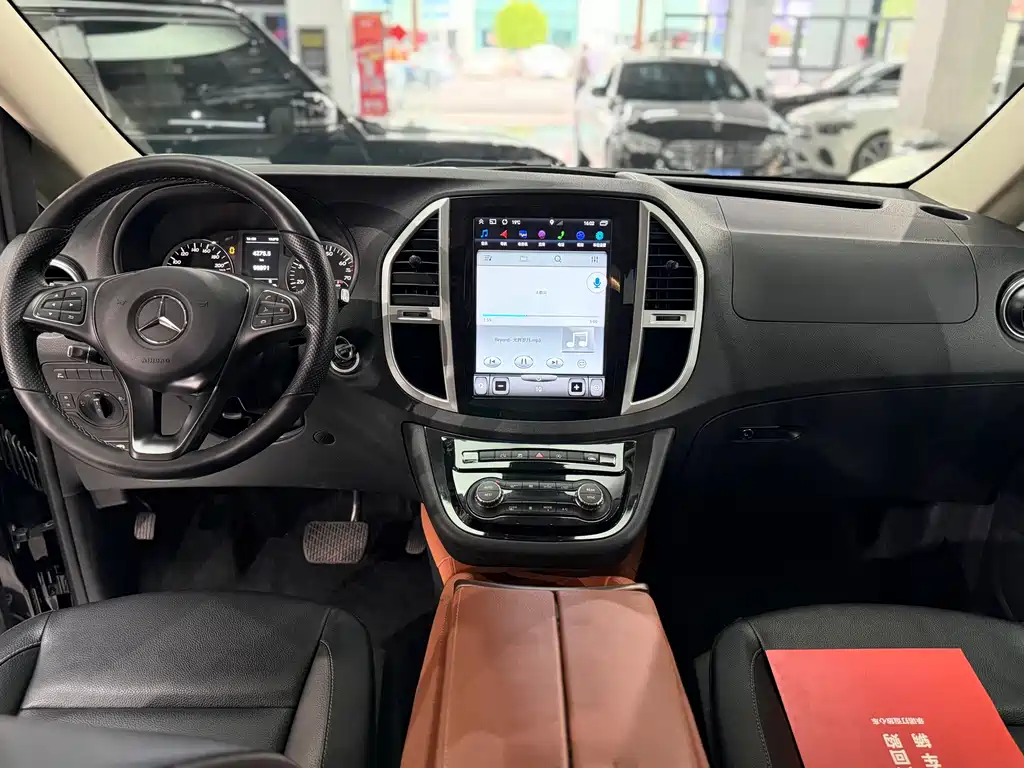 Mercedes-Benz Vito 2019 — фото 11