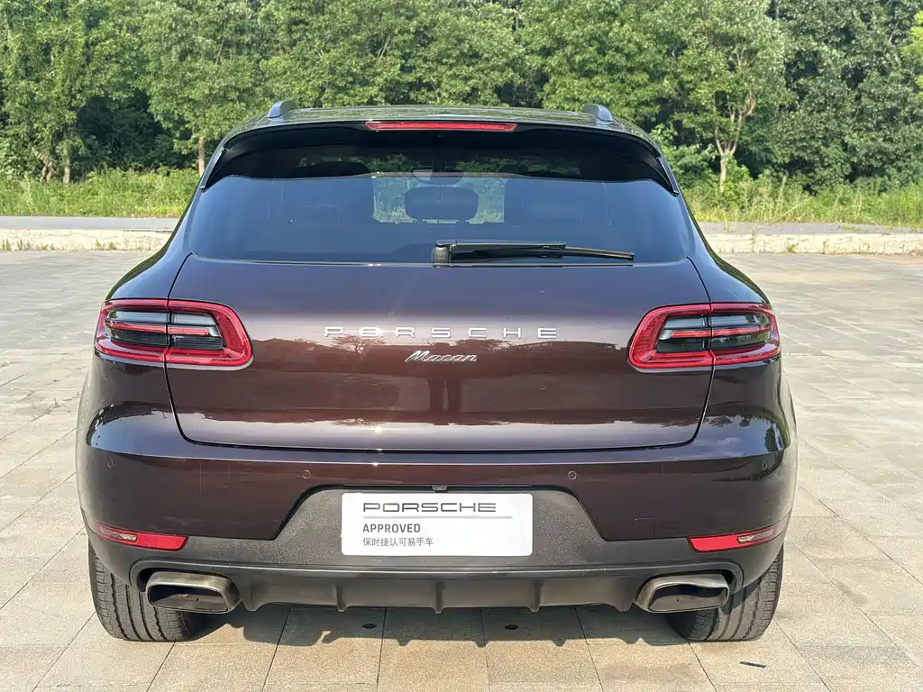 Porsche Macan 2017 — фото 15