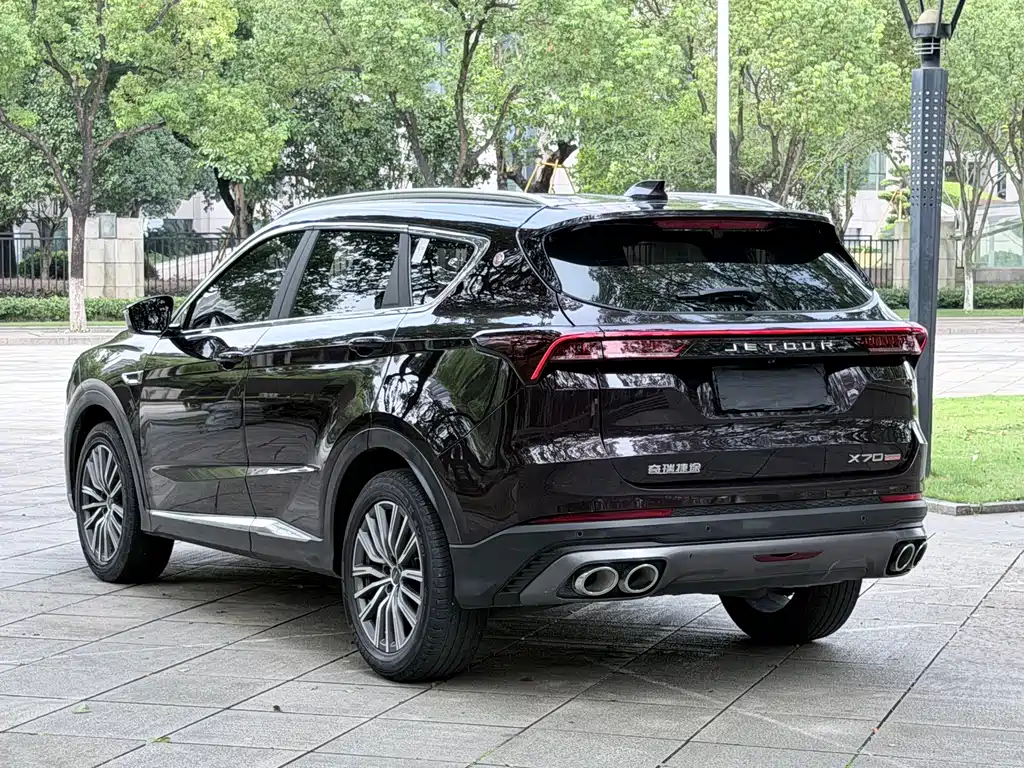 Jetour X70 PLUS 2023 — фото 14