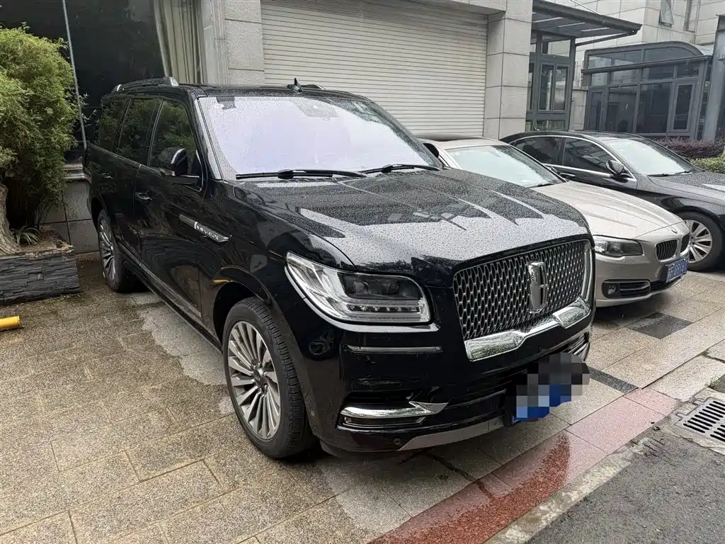 Lincoln Navigator 2020