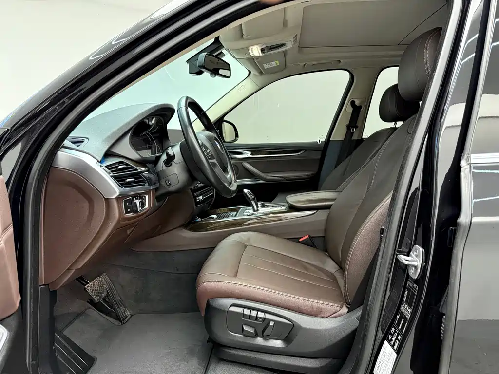 BMW X5 2018 — фото 10