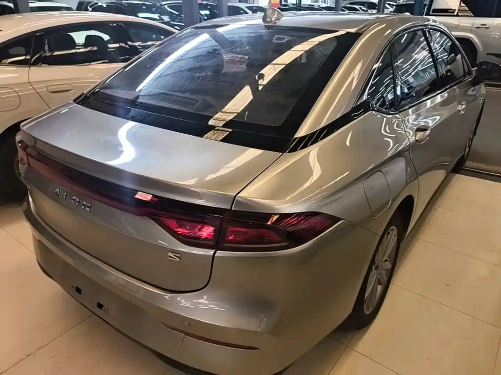 Aion S 2023