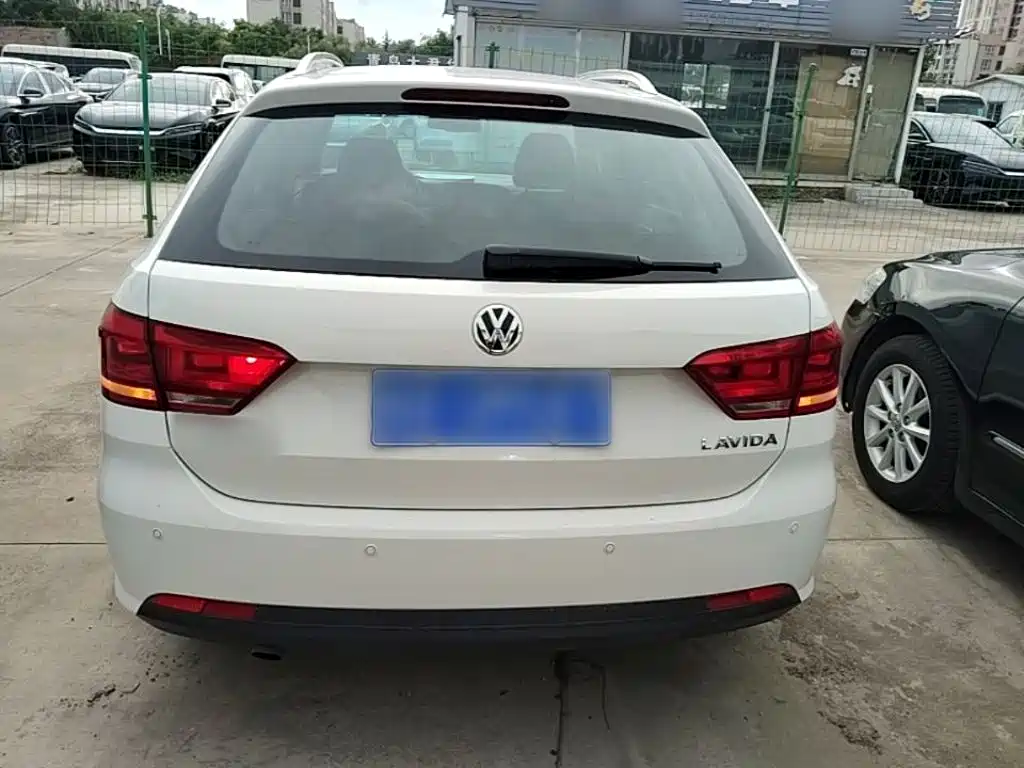Volkswagen Gran Lavida 2015 — фото 6
