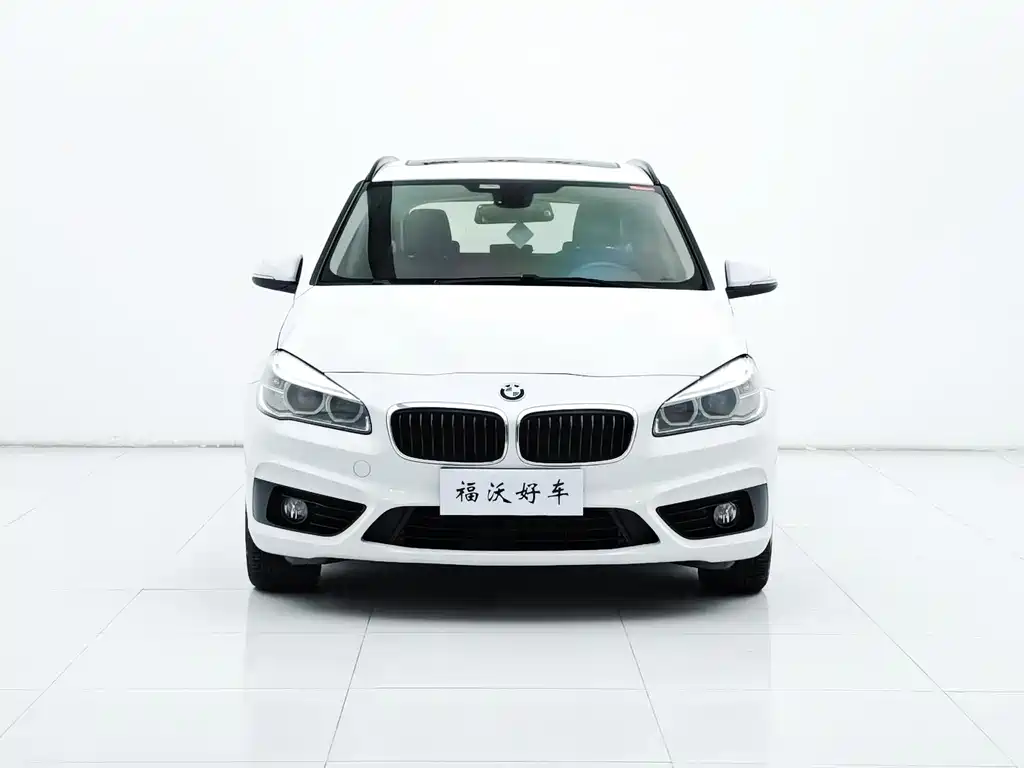 BMW 2 Series Active Tourer 2017 — фото 2