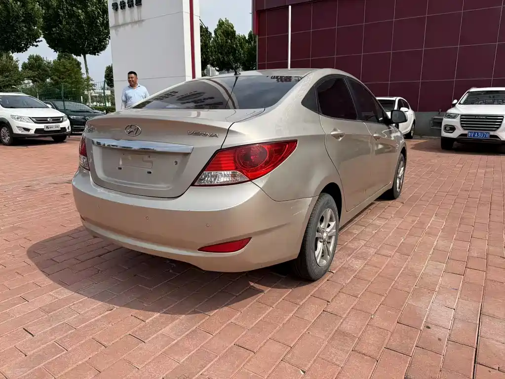 Hyundai Verna 2014