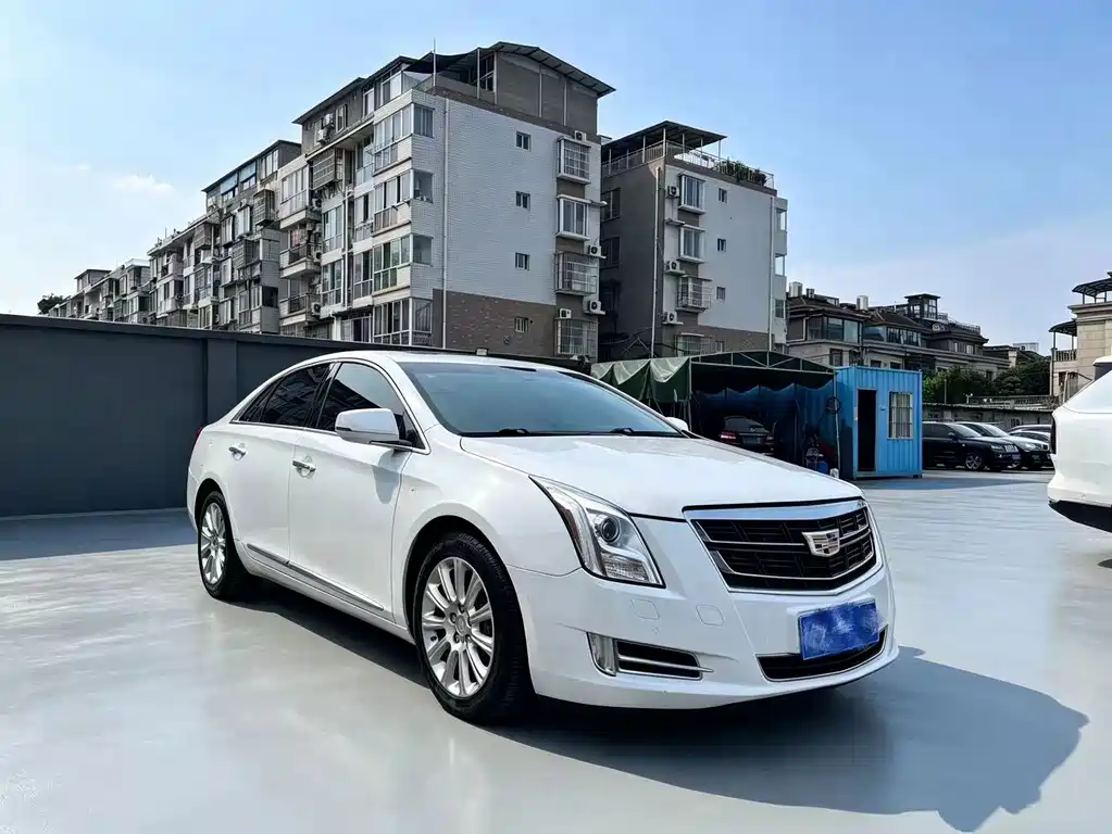 Cadillac XTS 2017 — фото 3