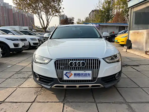 Audi A4 2014