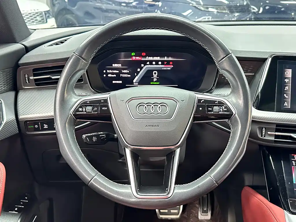 Audi Q6 2024 — фото 18