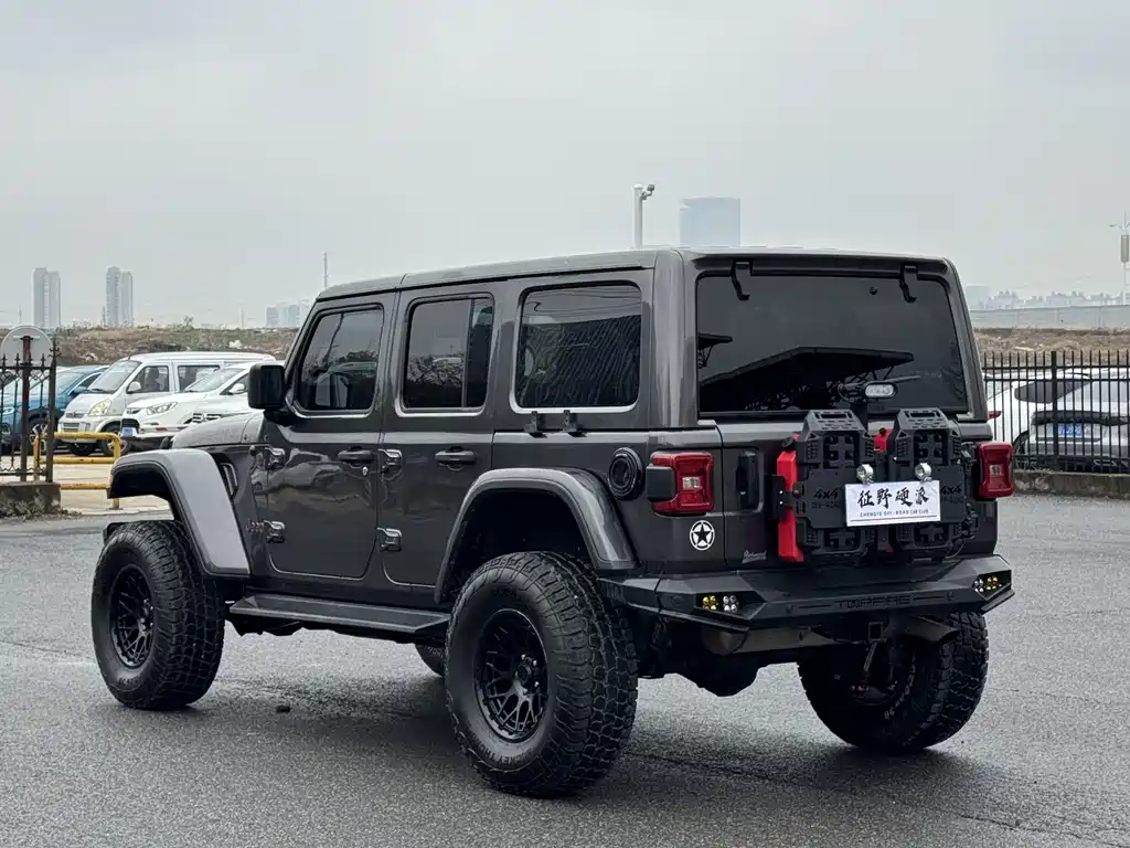 Jeep Wrangler 2021 — фото 6