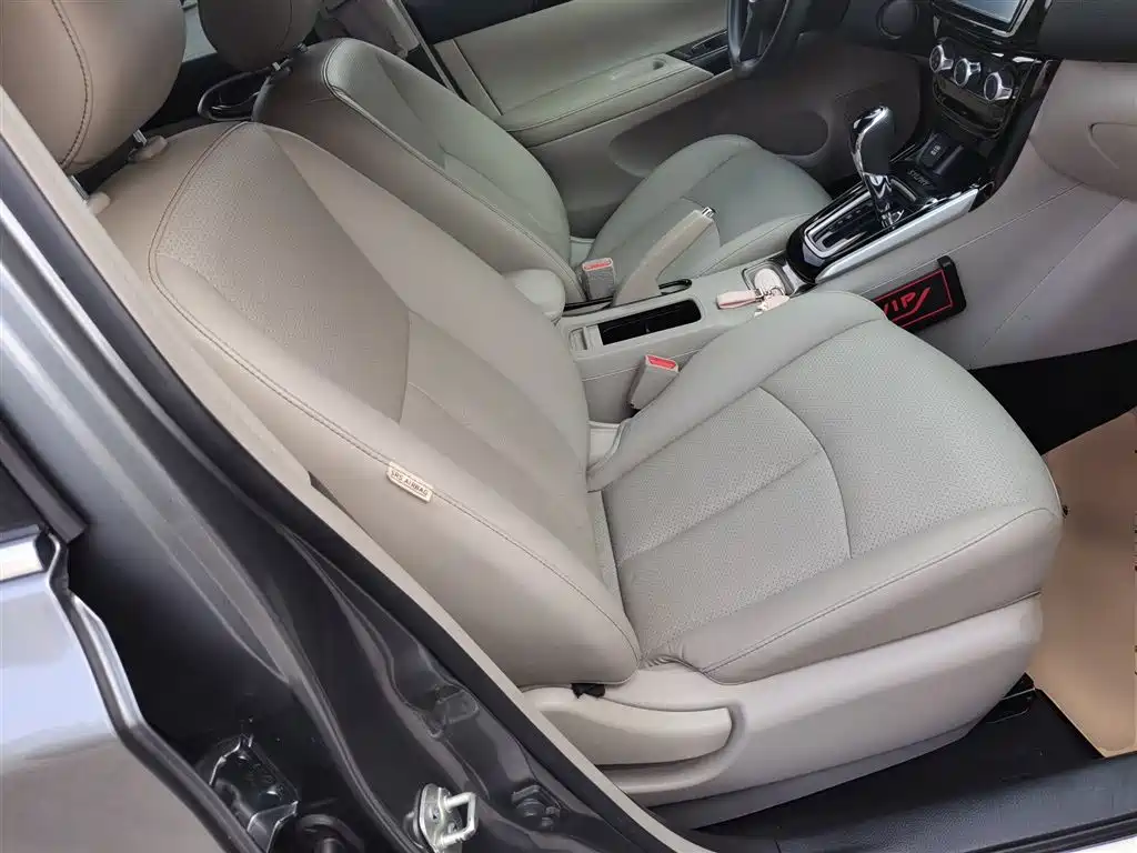 Nissan Sylphy 2016 — фото 25