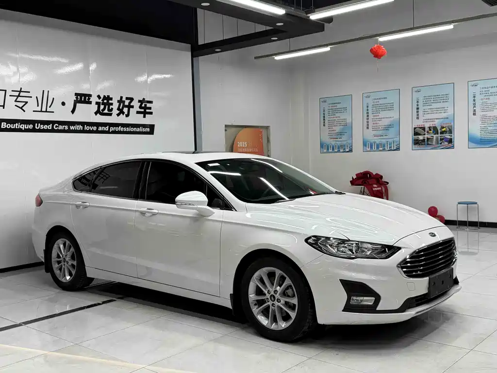 Ford Mondeo 2020 — фото 3