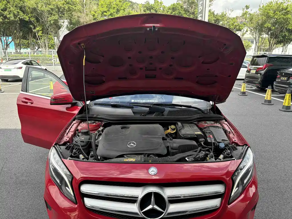 Mercedes-Benz GLA 2016 — фото 14