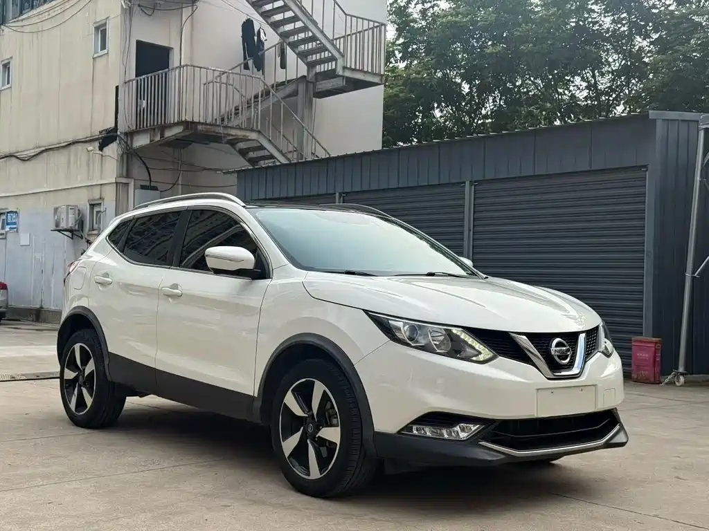 Nissan Qashqai 2017 — фото 3