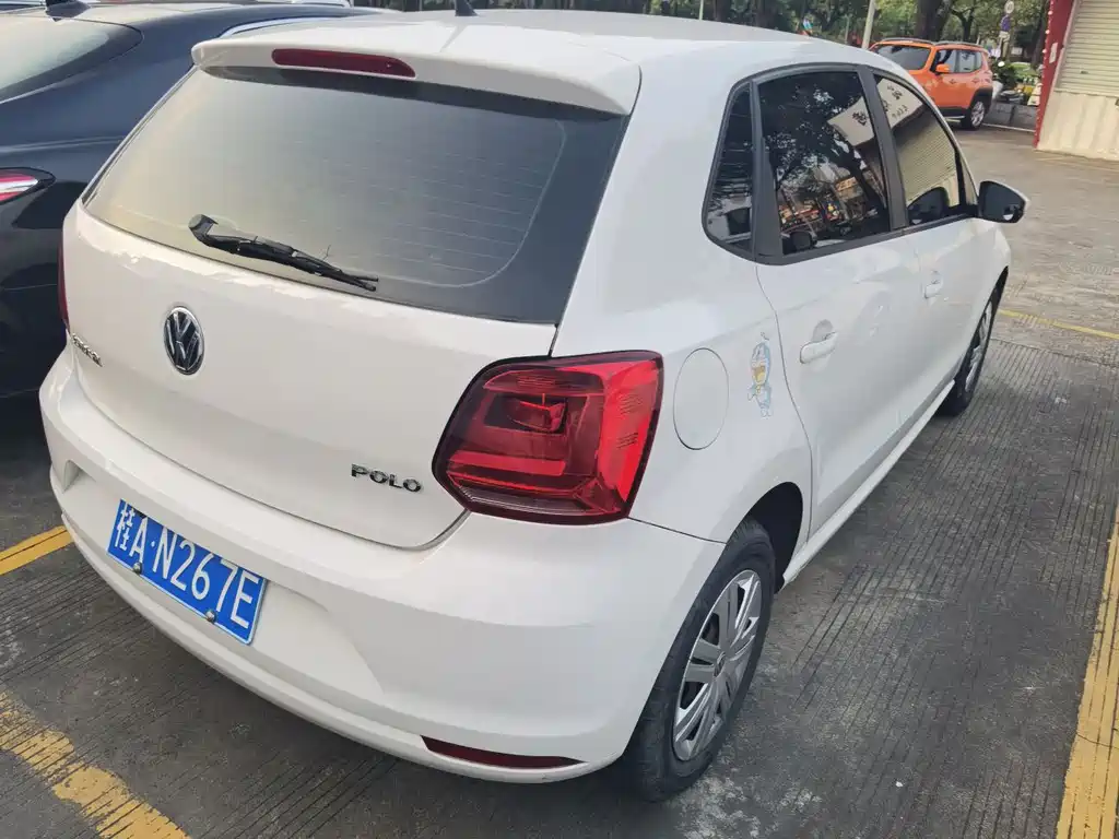 Volkswagen Polo 2016
