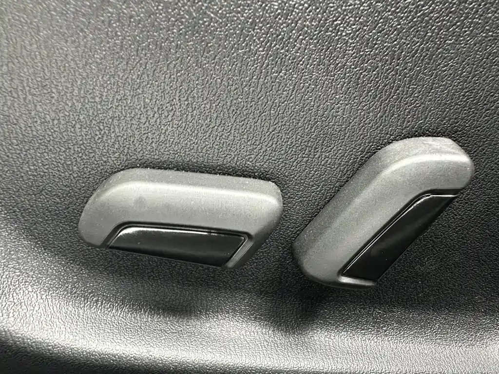 Mazda CX-4 2023 — фото 12