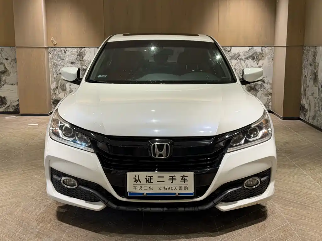 Honda Accord 2016 — фото 2