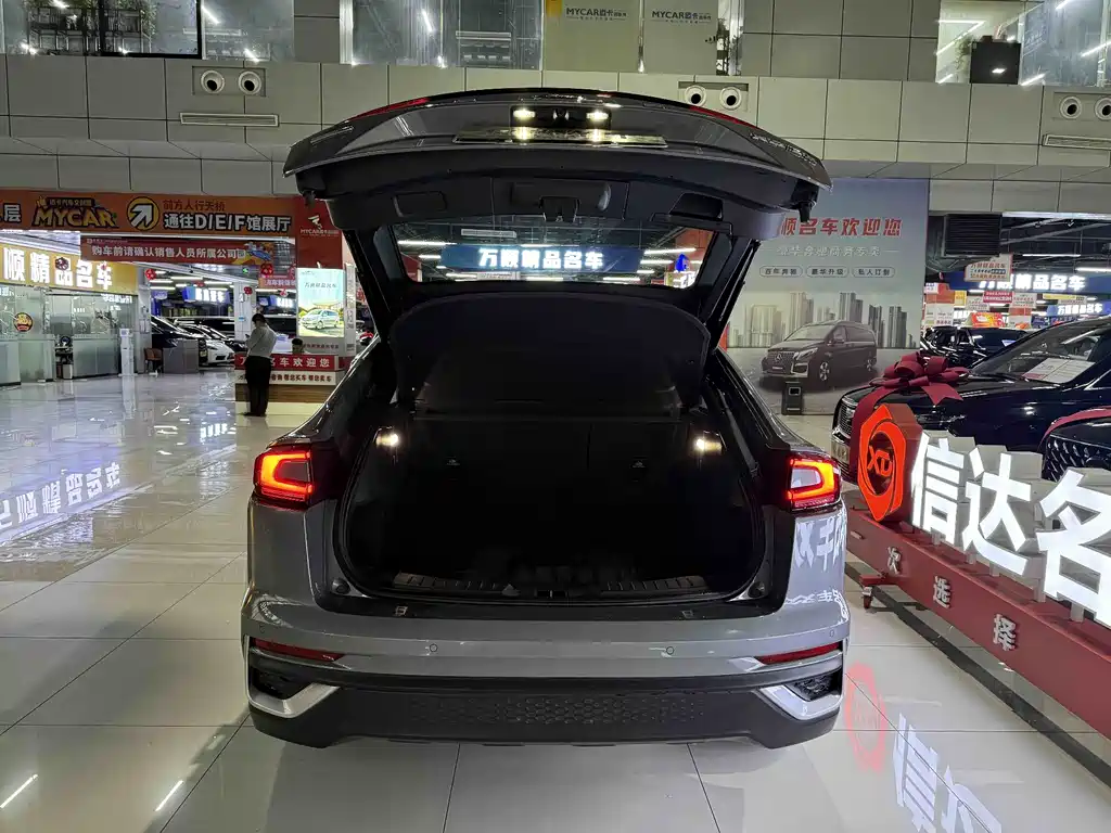 Ford Evos 2022 — фото 15