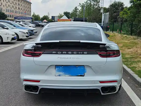 Porsche Panamera 2017