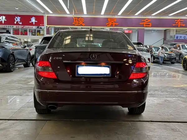 Mercedes-Benz C-Class 2011