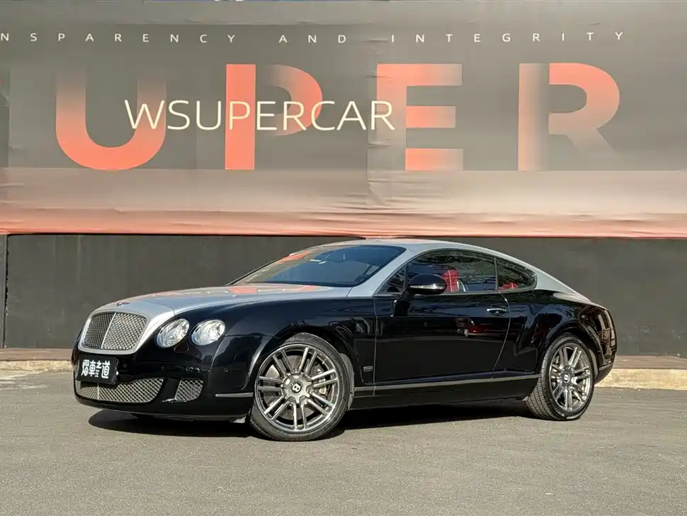 Bentley Continental 2010 — фото 1
