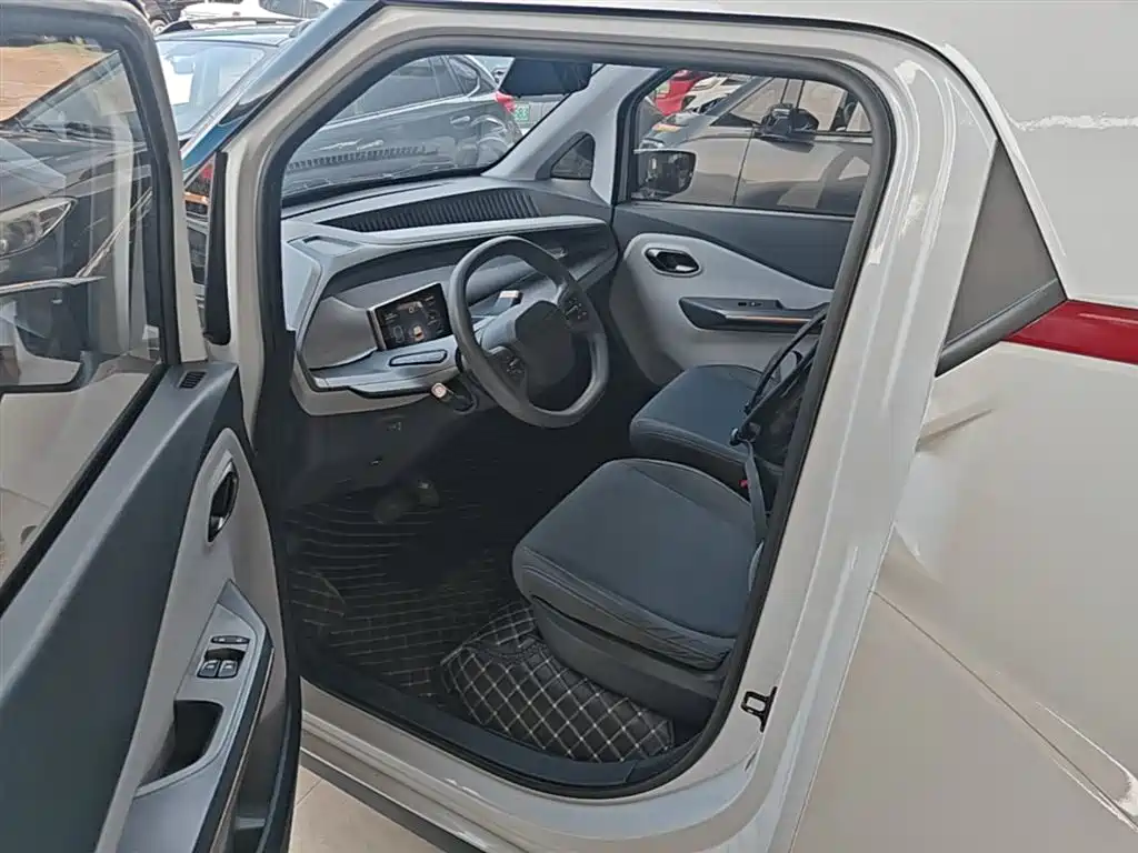 Wuling Nano EV 2022 — фото 12