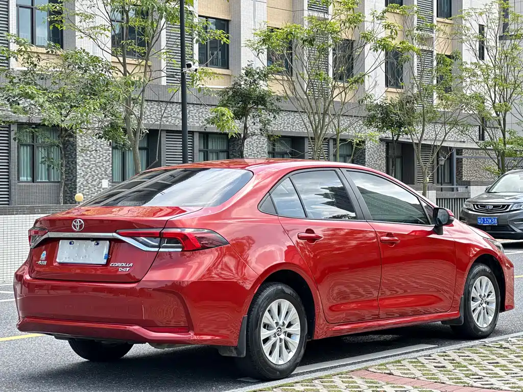 Toyota Corolla 2020 — фото 18