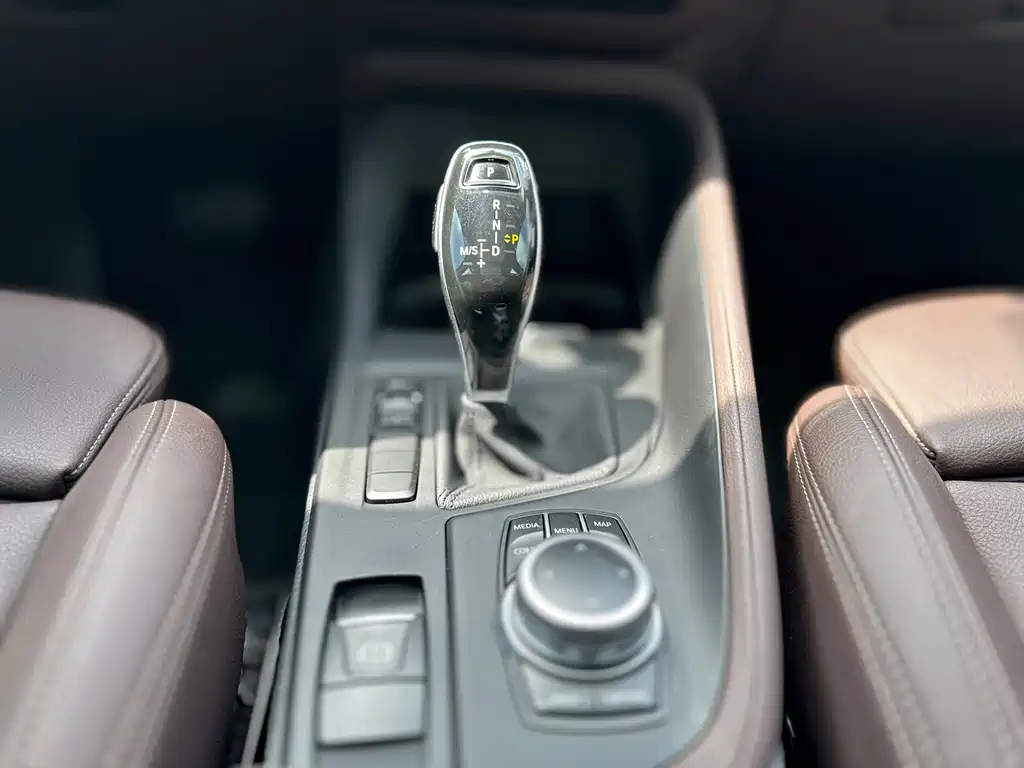 BMW X1 2021 — фото 13