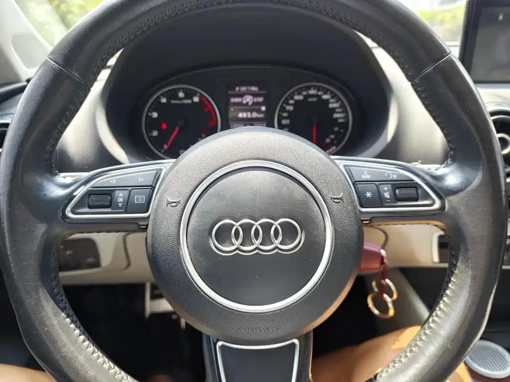 Audi A3 2016 — фото 12